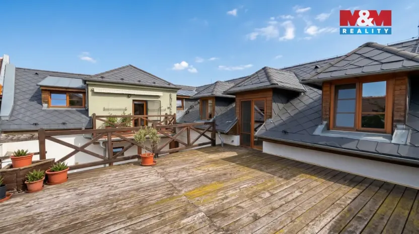 Prodej rodinného domu, Olomouc - Nemilany, Lidická, 350 m2