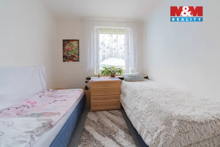 Pronájem bytu 2+1, Cheb, Riegerova, 52 m2