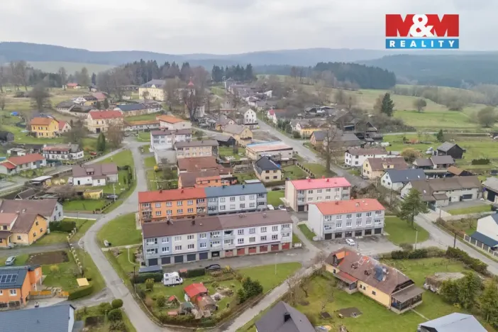 Prodej bytu 4+1, Lesná, 64 m2