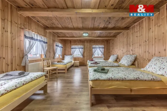 Prodej ubytování, Jiřetín pod Jedlovou, Žižkova, 285 m2