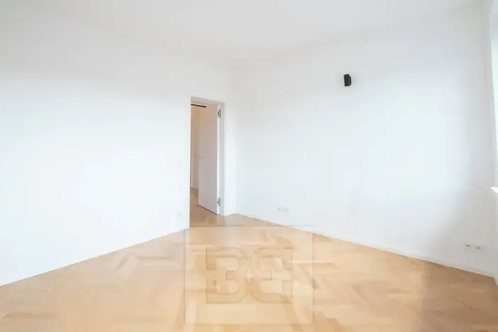 Pronájem bytu 3+kk, Praha - Libeň, Sokolovská, 70 m2