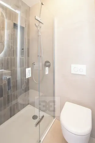 Pronájem bytu 3+kk, Praha - Libeň, Sokolovská, 70 m2