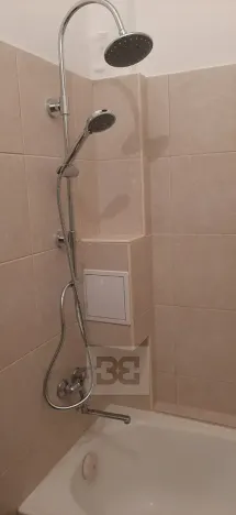 Pronájem bytu 2+1, Praha - Holešovice, U Uranie, 50 m2