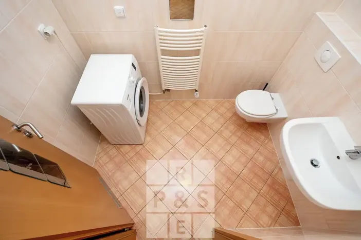 Prodej bytu 2+kk, Praha - Holešovice, Na Maninách, 59 m2
