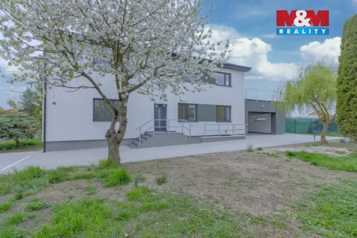 Pronájem bytu 3+kk, Praha - Běchovice, Antonína Hodného, 100 m2