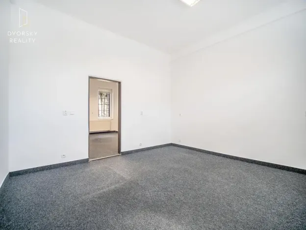 Pronájem kanceláře, Mladá Boleslav, 305 m2