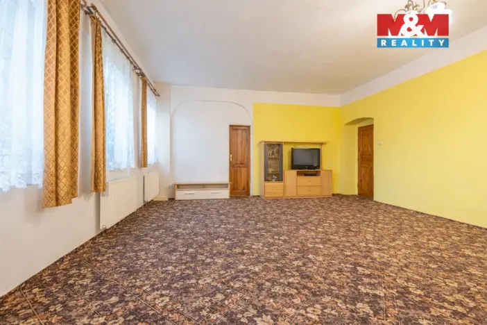 Prodej bytu 3+1, Nový Bor - Arnultovice, Gen. Svobody, 97 m2