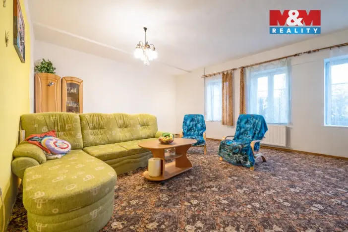 Prodej bytu 3+1, Nový Bor - Arnultovice, Gen. Svobody, 97 m2
