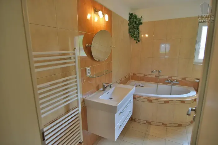 Prodej rodinného domu, Krupka, Letná, 204 m2