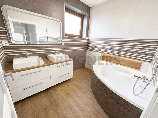Pronájem rodinného domu, Kunice, Do Horní, 244 m2