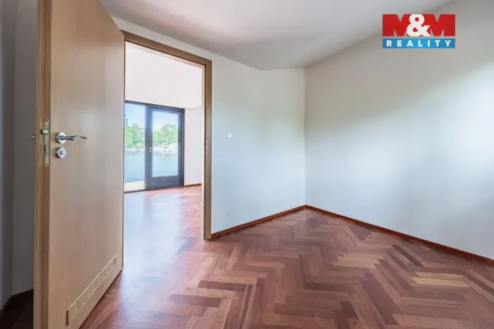 Prodej, Praha - Holešovice, Sanderova, 82 m2