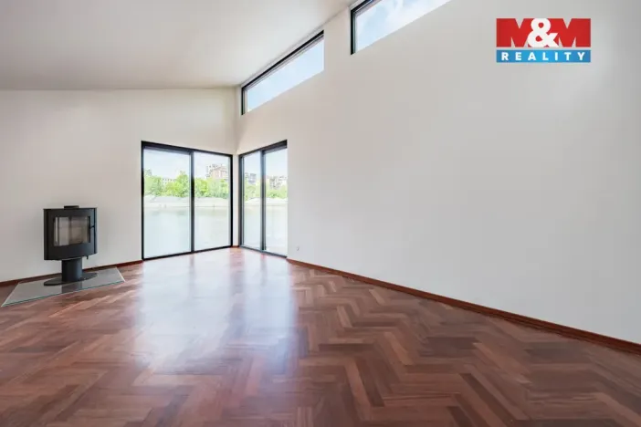 Prodej, Praha - Holešovice, Sanderova, 82 m2