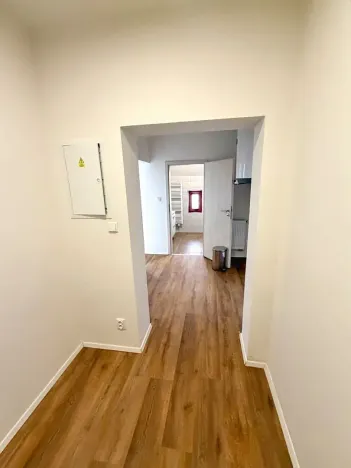 Pronájem bytu 1+1, Byšice, Mělnická, 42 m2