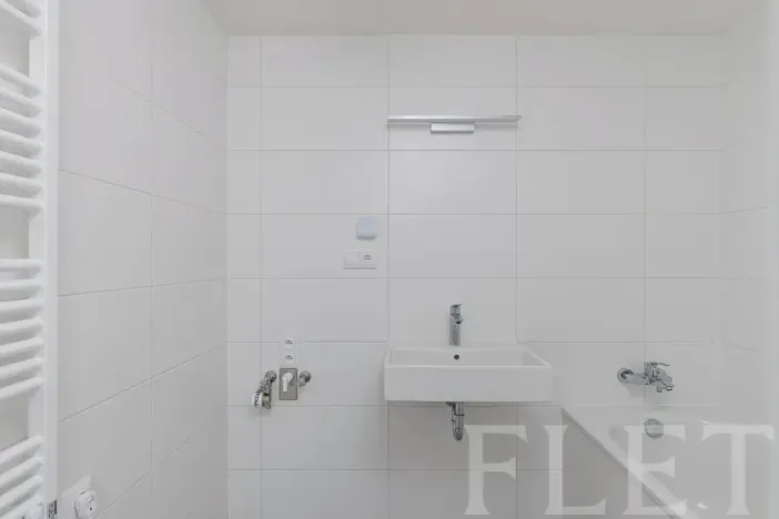 Pronájem bytu 2+kk, Praha - Modřany, Kolmanova, 51 m2