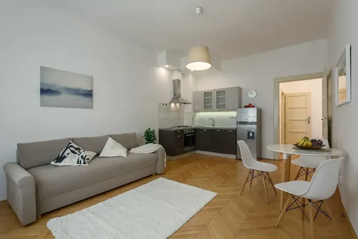 Prodej bytu 2+kk, Praha - Strašnice, Černokostelecká, 48 m2