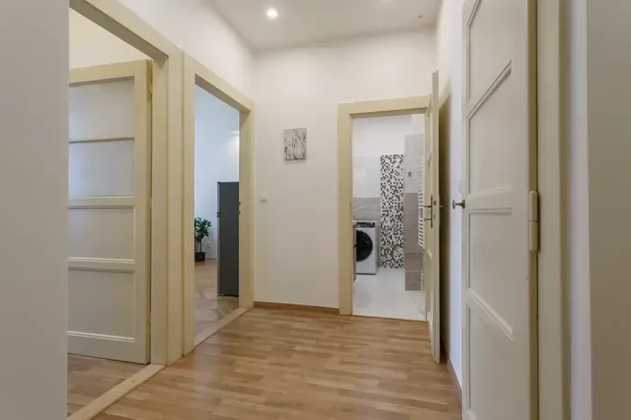 Prodej bytu 2+kk, Praha - Strašnice, Černokostelecká, 48 m2