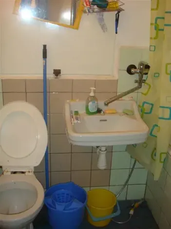 Pronájem bytu 1+kk, Praha - Kobylisy, Kyselova, 24 m2
