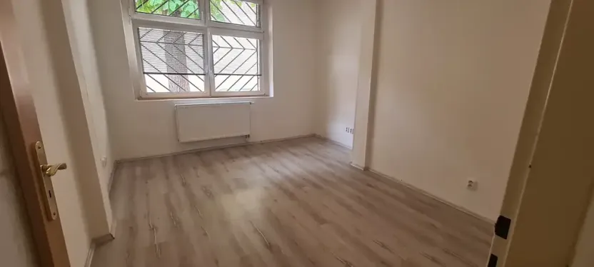 Pronájem bytu 3+1, Praha - Vinohrady, Řipská, 60 m2