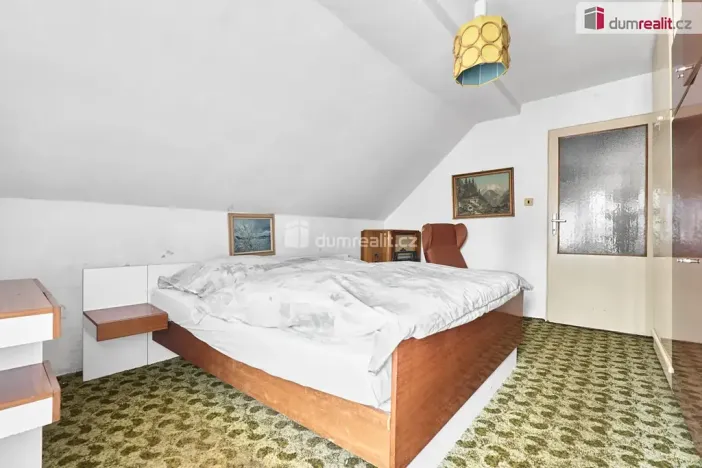 Prodej rodinného domu, Plesná, 120 m2