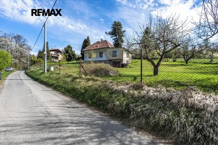 Prodej pozemku pro bydlení, Mnichovice, 2100 m2