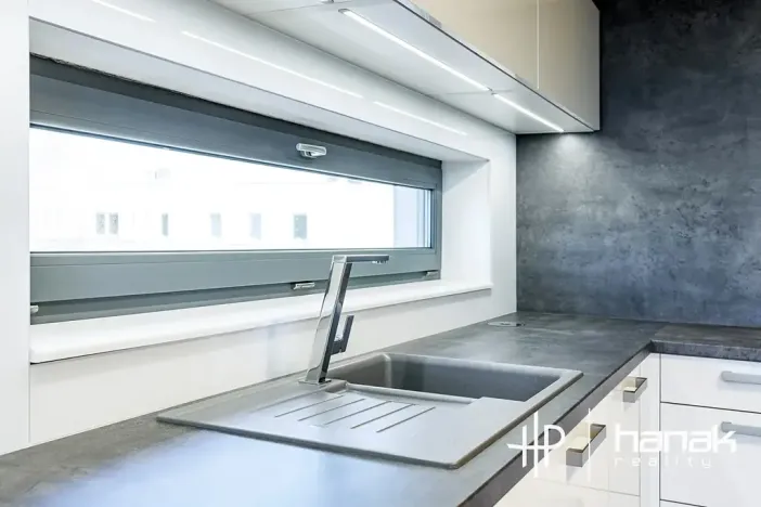 Pronájem bytu 2+kk, Olomouc, Dlouhá, 59 m2