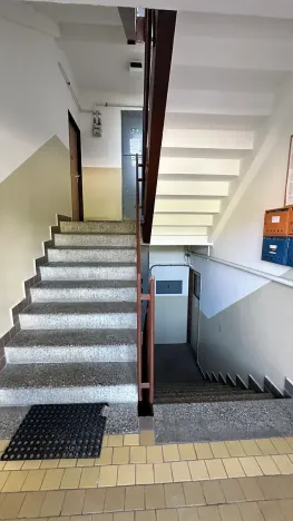 Dražba bytu 3+1, Žiželice, Komenského, 61 m2