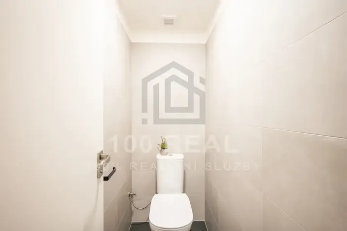 Pronájem bytu 3+kk, Hradec Králové, náměstí 28. října, 74 m2