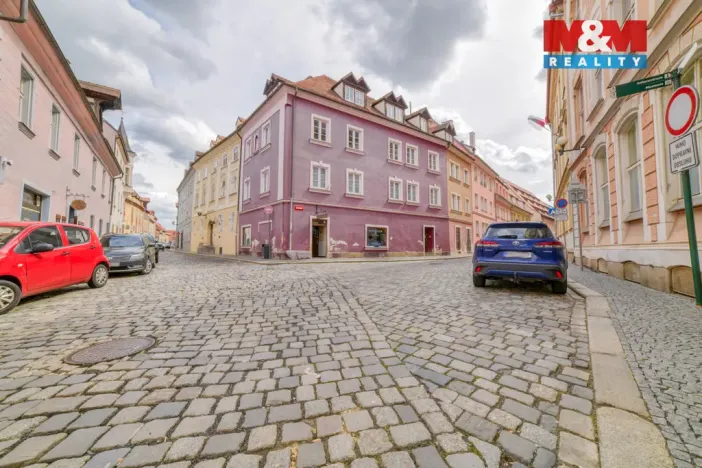 Prodej bytu 3+1, Cheb, Hradební, 56 m2