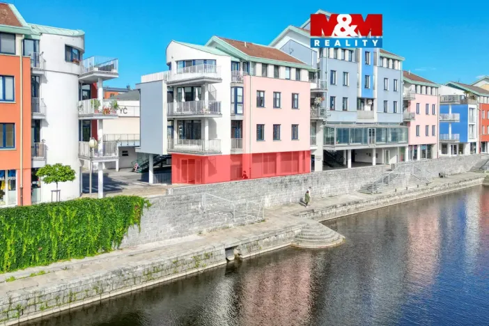 Pronájem obchodního prostoru, Písek, Čechova, 53 m2