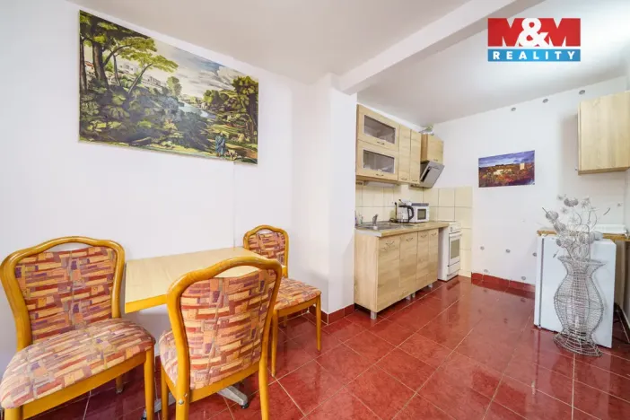 Prodej činžovního domu, Karlovy Vary - Bohatice, Jáchymovská, 700 m2