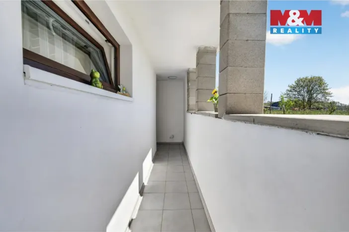 Prodej rodinného domu, Lužnice, 266 m2