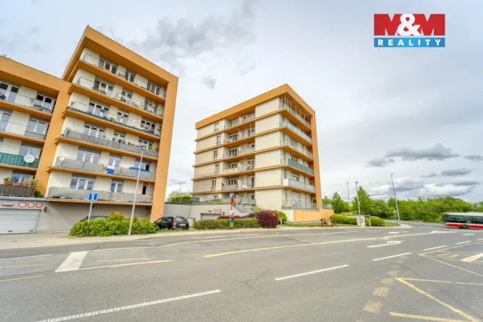 Prodej bytu 1+kk, Praha, Na Výrovně, 38 m2