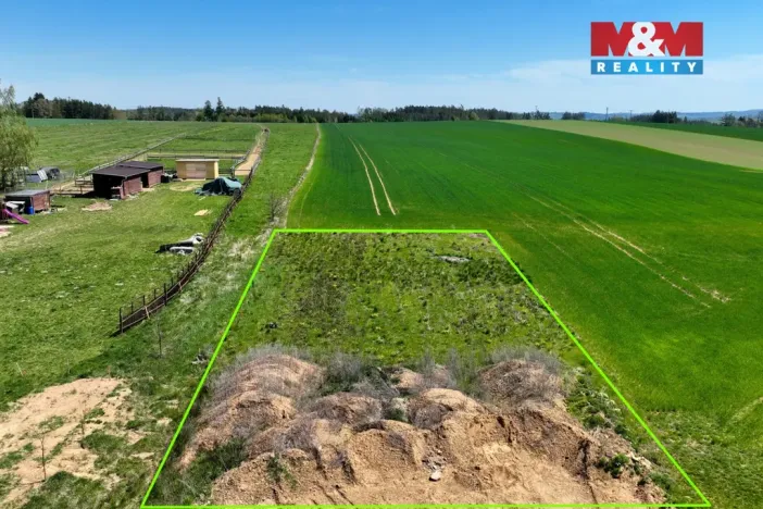 Prodej pozemku pro bydlení, Bácovice, 1600 m2