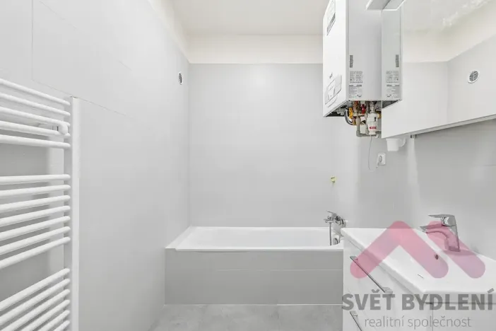 Pronájem bytu 2+kk, Praha - Nusle, Na Pankráci, 58 m2