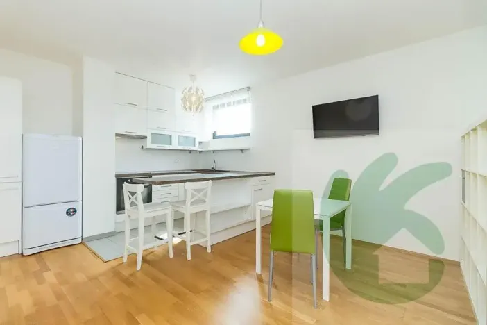 Pronájem bytu 2+kk, Praha - Hrdlořezy, U Smetanky, 48 m2