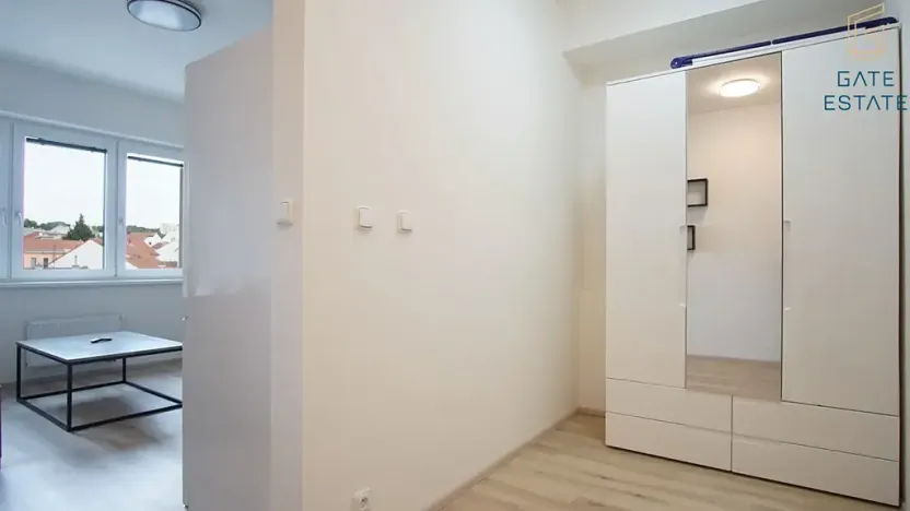 Pronájem bytu 1+kk, Brno, Gajdošova, 33 m2