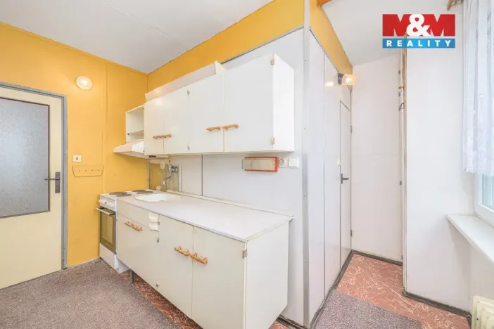 Prodej bytu 3+1, Prachovice, Bučina, 65 m2