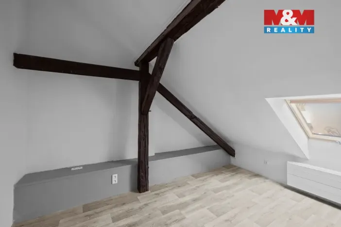 Pronájem bytu 2+1, Velvary, Chržínská, 78 m2