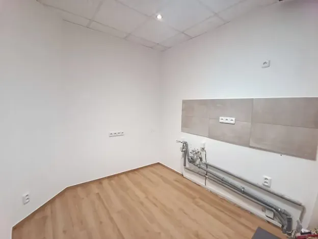 Pronájem bytu 1+kk, Praha - Braník, Pikovická, 30 m2