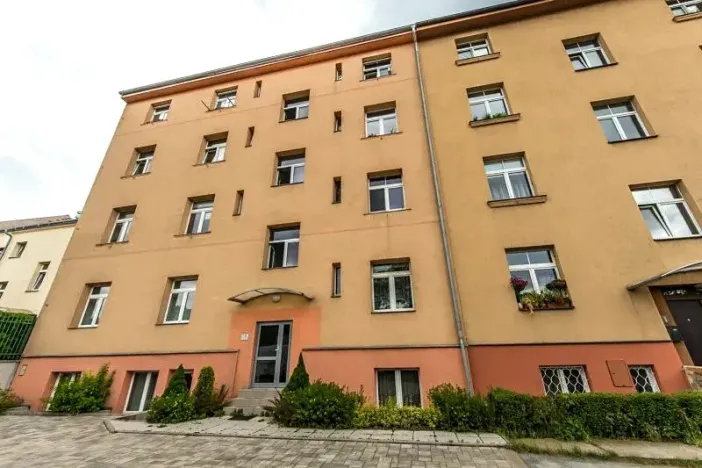 Pronájem bytu 1+kk, Praha - Braník, Pikovická, 30 m2