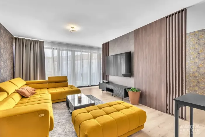 Pronájem bytu 2+kk, Hradec Králové, Pražská třída, 60 m2