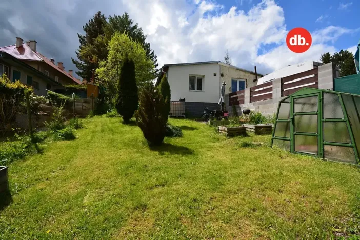 Pronájem garáže, Toužim, Plzeňská, 33 m2