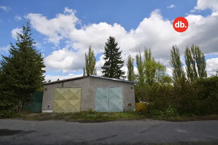 Pronájem garáže, Toužim, Plzeňská, 33 m2