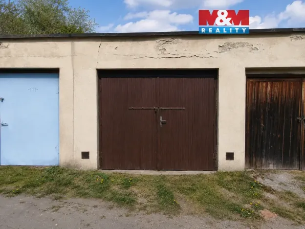 Prodej garáže, Staré Město, Nábřežní, 18 m2