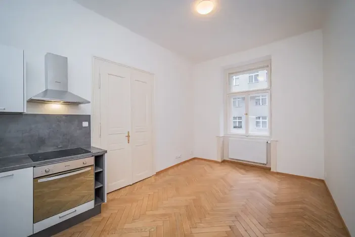 Pronájem bytu 2+kk, Praha - Nové Město, Lípová, 44 m2