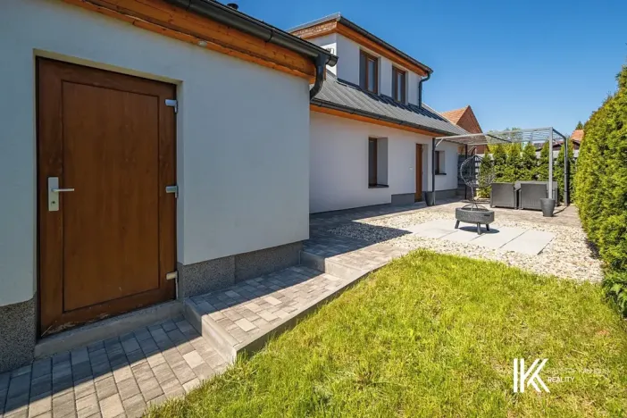 Prodej rodinného domu, Třebnouševes, 205 m2