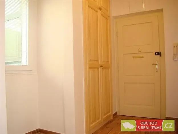 Pronájem bytu 2+kk, Praha, Zikova, 49 m2