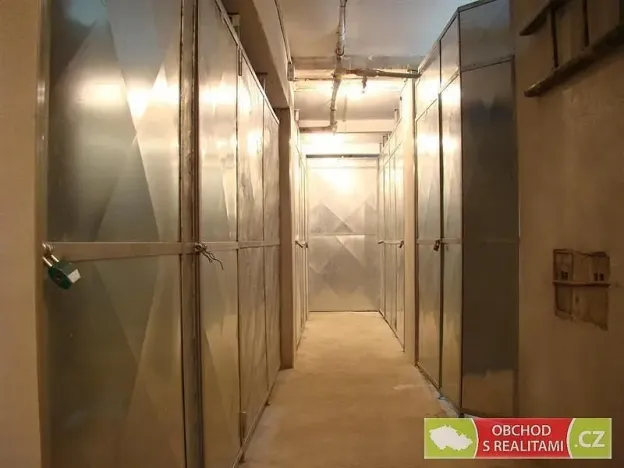 Pronájem bytu 2+kk, Praha, Zikova, 49 m2