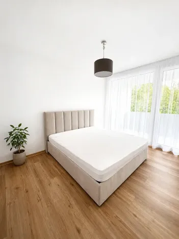 Pronájem bytu 2+kk, Ostrava, U Hájenky, 61 m2