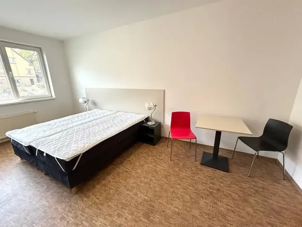 Pronájem bytu 1+kk, Praha - Smíchov, Křížová, 27 m2